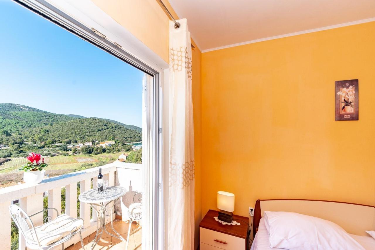 Villa Castello Zrnovo エクステリア 写真